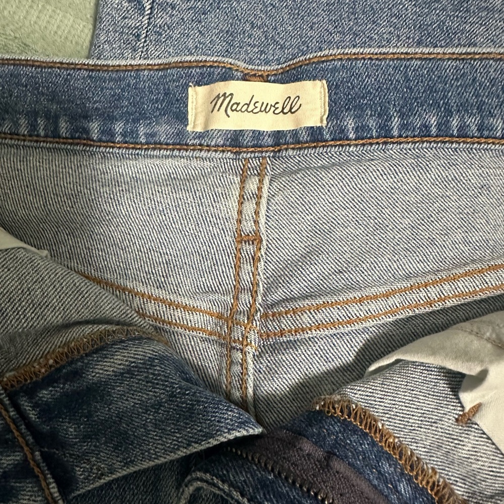 Madewell Women’s Classic Denim Jeans